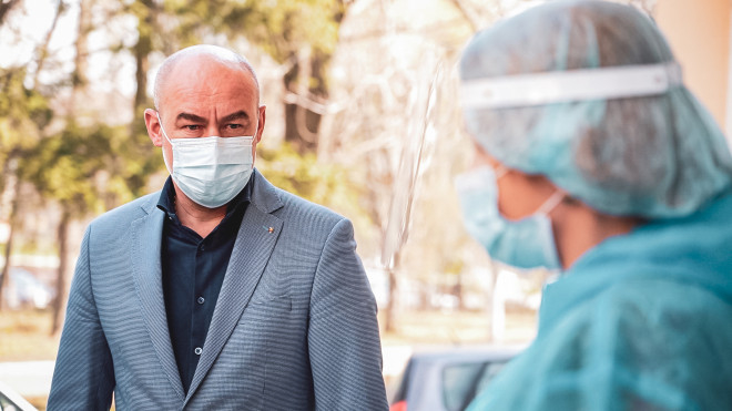 Чи готовий Тернопіль протидіяти новому штаму коронавірусу “омікрон”?