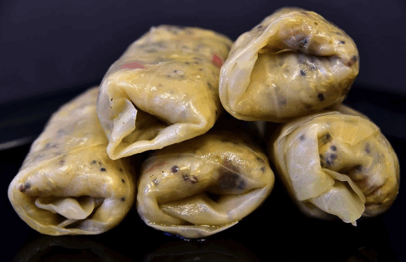 Як за 5 хвилин підготувати листя капусти для голубців