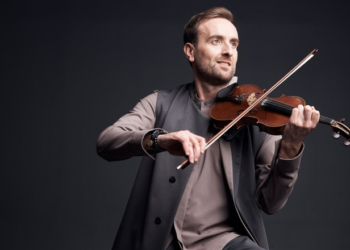 Найкращий подарунок до свят: Божик запрошує на свої концерти у Тернополі