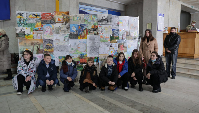 діти малювали