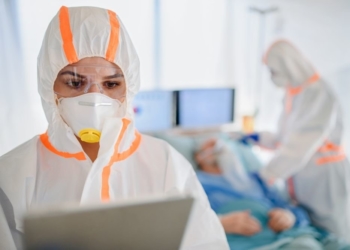 Півмільйона людей у світі заразилися Covid