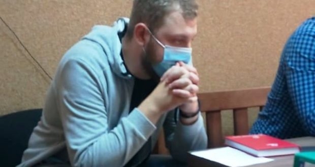 Богдан Корильчук, який вимагав у тернопільського підприємця Олега Юника 250 тис. доларів, уже вдома під заставою
