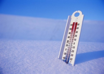 На Тернопільщині у власному будинку замерзли на смерть матір із сином