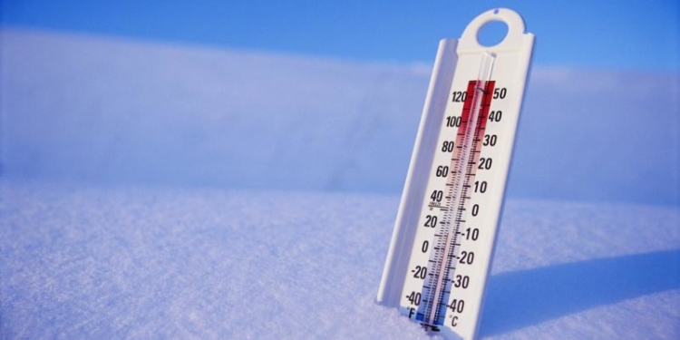 На Тернопільщині у власному будинку замерзли на смерть матір із сином