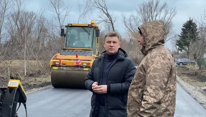 У Великоберезовицькій громаді триває ремонт 17-кілометрової ділянки дороги