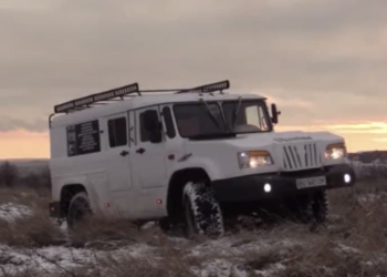 Житель Тернопільщини власноруч створив унікальний позашляховик “Україна”