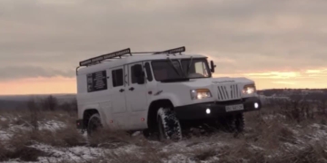 Житель Тернопільщини власноруч створив унікальний позашляховик “Україна”