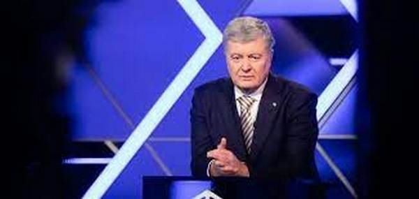 Порошенко у другому турі обходить Зеленського, – соціологія