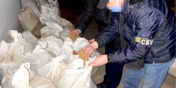 На Тернопільщині СБУ завадила масштабному збуту контрафактних підакцизних товарів