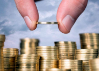 У країні, яка воює, неприпустимо заморожувати зарплати військовим, – «УДАР Віталія Кличка»