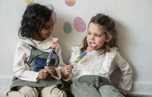 З яких причин у дітей виникають хвороби травної системи