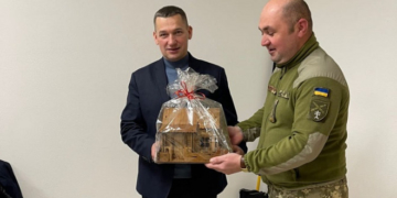 Микола Люшняк зустрівся з військовослужбовцями підрозділу 44-ої окремої артилерійської бригади ЗСУ