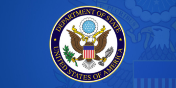 Дозволений від’їзд державних службовців США і обов’язковий від’їзд членів родин з Посольства США в Україні
