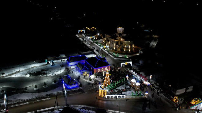 У Настасові коло Тернополя «Зимова казка» продовжує зачаровувати гостей