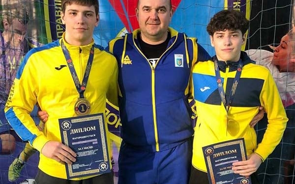 Тернопільскі борці привезли нагороди з Одеси