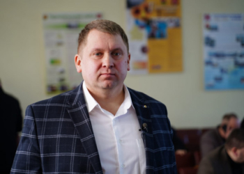 Влада тисне на малий і середній бізнес, українське село, тоді як олігархи ховають свої статки в офшорах! – Віктор Шумада