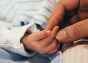 У Тернополі 19-річна дівчина народила вдома дитину – немовля мертве