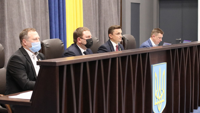 Прийнято звернення депутатів Тернопільської обласної ради до вищого керівництва держави щодо відсічі московській агресії