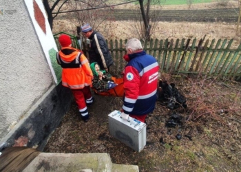 На Тернопільщині у власній хаті дістала опіки 95-річна бабуся