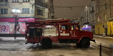 Уночі в Тернополі горів ЦУМ (Відео)