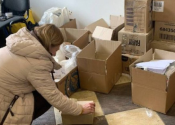 У Тернополі розширили штаб, який збирає гуманітарну допомогу теробороні