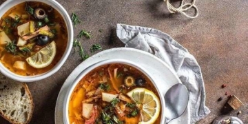 Обід на всі вихідні: готуємо м’ясну солянку