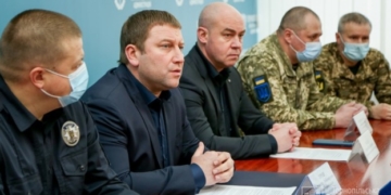 Тернопільський губернатор пояснив, чому по області знімають знаки назв населених пунктів