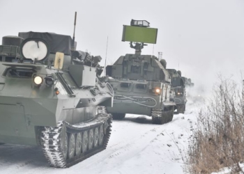 Російські окупанти кинули техніку серед поля та втекли (Відео)