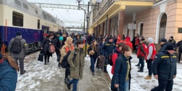 В Тернопіль приїхали сотні біженців із Харкова