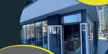 Благодійний фонд «Карітас» разом з будівельною компанією «ПрестижБУД» відкрили логістичний центр для допомоги переселенцям, біженцям та потребуючим