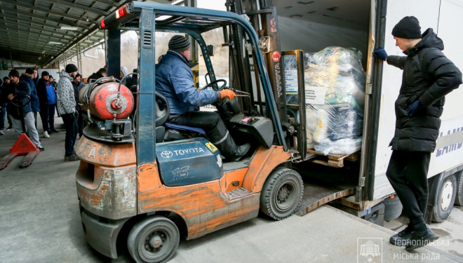 У Тернопіль прибули чергові гуманітарні вантажі з Німеччини, Польщі та Литви