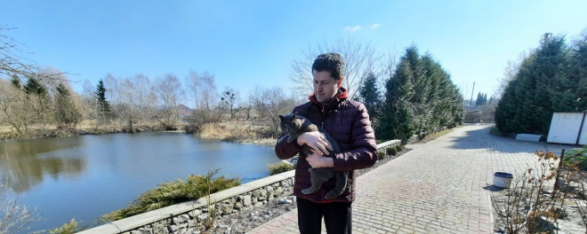 Фермер з Чернігівщини розповів про жахіття, які коять окупанти