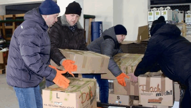 Сорокатонна фура гуманітарної допомоги з Німеччини прибула у Тернопіль