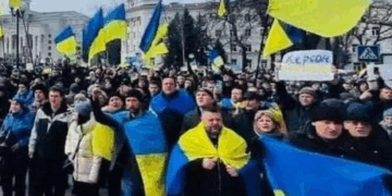 На Херсонщині беззбройні люди вийшли проти окупантів, які відкрили стрілянину (Відео)