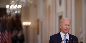 Білий дім заборонить нові інвестиції у будь-які галузі економіки Росії