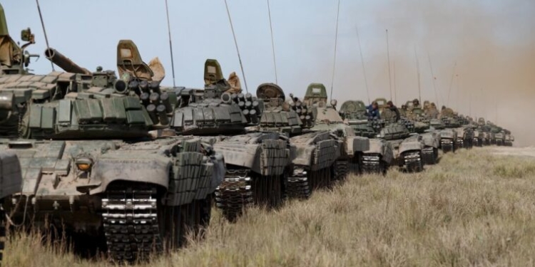 Поліцейські Тернопільщини закликають громадян не довіряти фейковим новинам та не постити їх