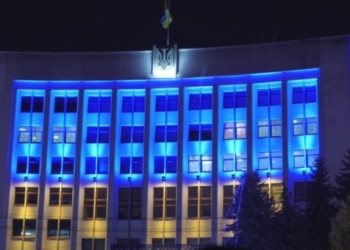 Тернопільська обласна рада закликає негайно закрити повітряний простір над Україною