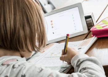 У Тернопільській області з понеділка розпочинається навчання