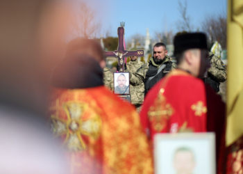 У Тернополі попрощалися з військовослужбовцем Олександром Пителем