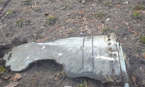 На подвір’я дачі Зеленського впав уламок ракети: президент прокоментував