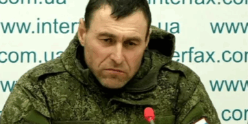 Зрадник України з Криму зі сльозами розповів, як було завдано перших ударів