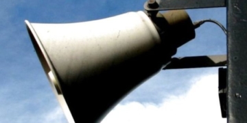 У Тернополі медики рятували жінку, якій стало погано через звуки сирени і гул літака