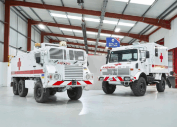 Посольство України в Британії на зібрані кошти закупило 30 броньованих “швидких”