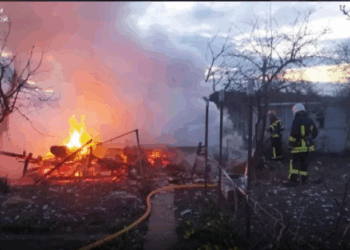 У Великоберезовицькій  МТГ на території дачного кооперативу виникла пожежа дерев’яного дачного будинку