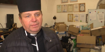 БФ “Хвилі змін” привіз допомогу у “Карітас-Бережани”