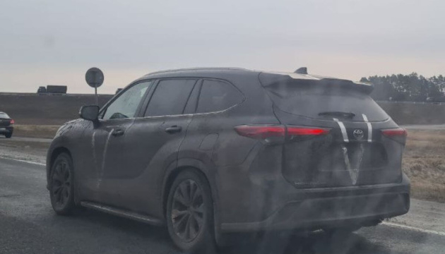 Система для пошуку інформації про викрадені транспортні засобіи російськими окупантами – додаток ForpostCars