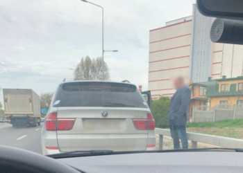 Патрульні продовжують виявляти транспортні засоби, які перебувають в розшуку – цього разу BMW X5