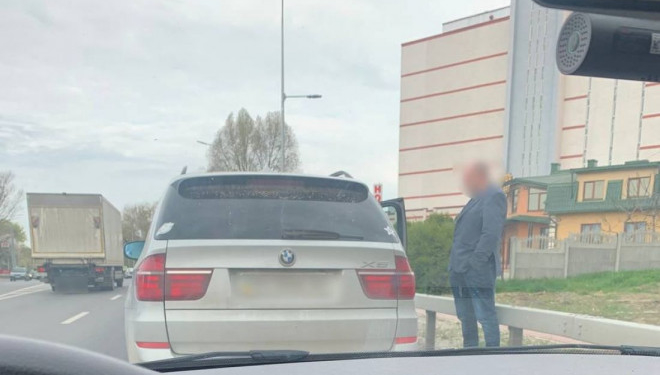 Патрульні продовжують виявляти транспортні засоби, які перебувають в розшуку – цього разу BMW X5