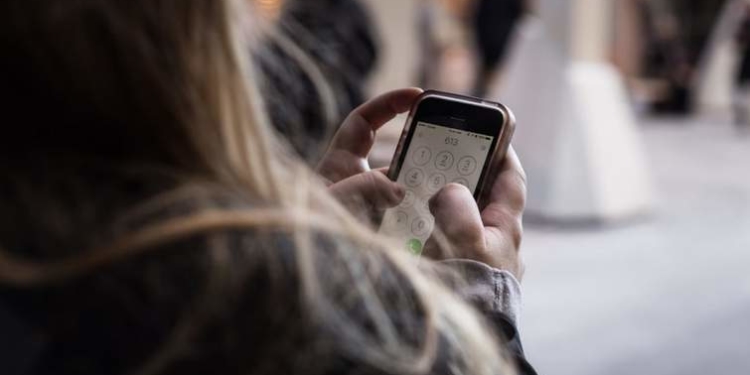 Корисні мобільні додатки і чат-боти під час війни