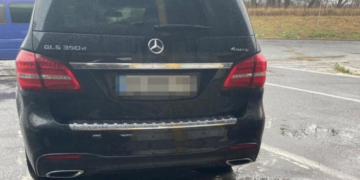 ДБР не допустила незаконний перетин кордону генерал-майором СБУ в запасі